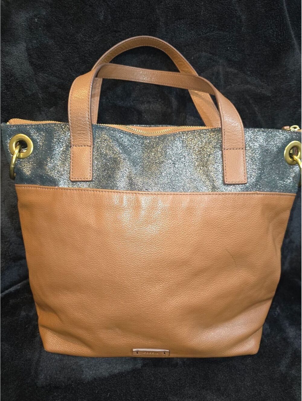 98. Fossil Keely Leather Tote Bag